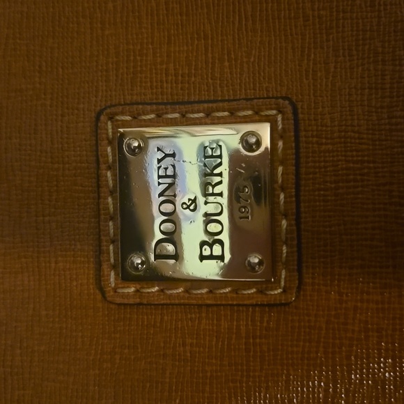 Dooney And Bourke Tan Shoulder Bag - Picture 3 of 12